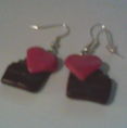 Tablette de chocolat avec un petit coeur rouge